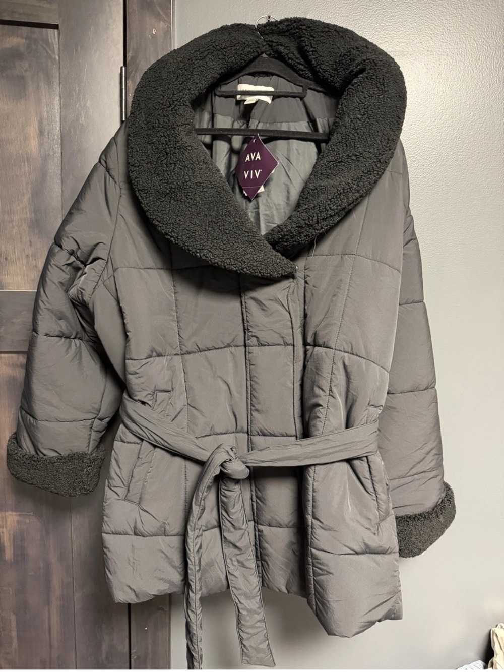 NWT Ava & Viv Dark Gray Belted Faux Shearling Puffer Jacket Coat Plus 3X